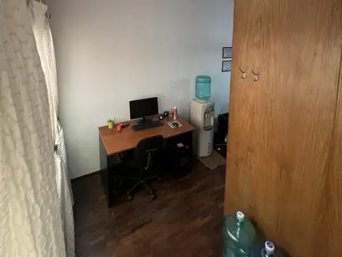 Oficina Monoambiente con 4 baños