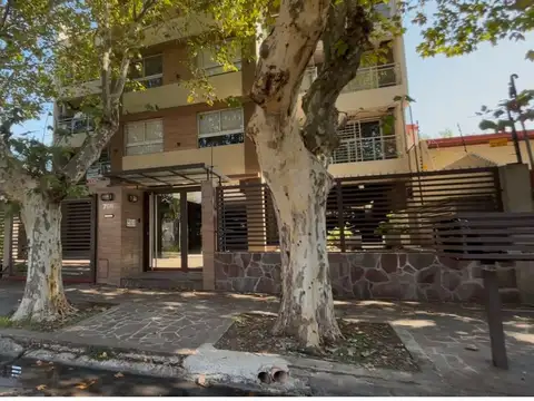 Doctor Ricardo Gutiérrez 700