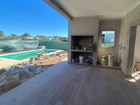 San Ramon, Pilar Del Este