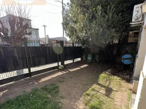 Depto Tipo Casa en Venta 60 años