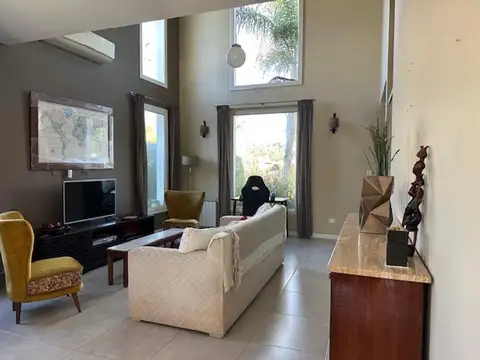 Casa en Venta en El Casco (Country), USD 210.000