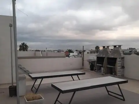 Departamento en Alquiler con 1 cocheras