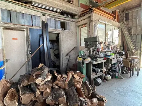 Galpon en Venta 8,66  mts Frente