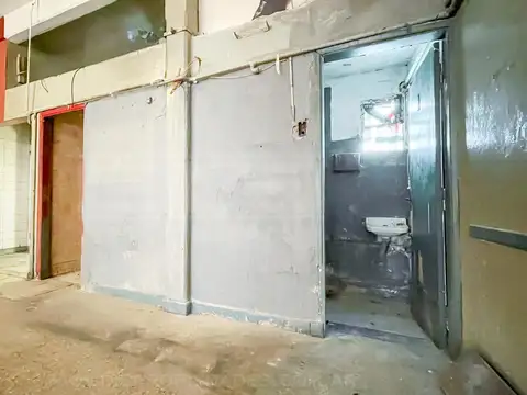 Local en Venta en Villa Adelina, USD 95.000