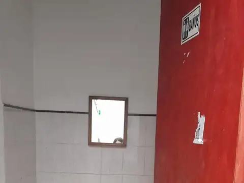 Local en Venta 79 años