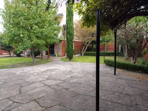 Terreno en Venta en Castelar Norte, USD 150.000