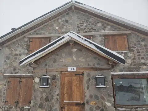 Casa 7 ambientes con 3 baños