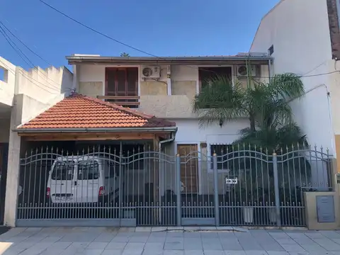 Casa - Venta - Argentina, Lanús - REPUBLICA ARGENTINA 3368