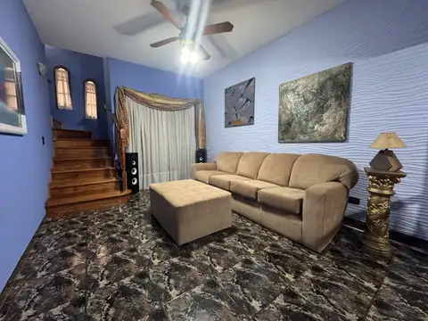 Casa en Alquiler al Oeste