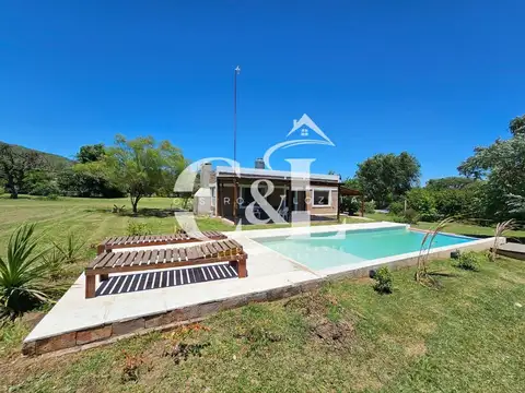 Casa 3 ambientes con 1 baño