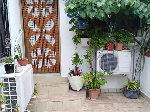 Depto Tipo Casa en Venta en Haedo, USD 160.000