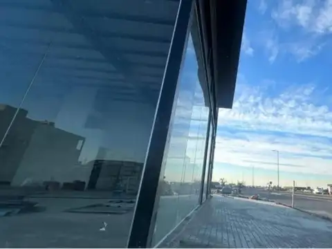 Manzana 93 , lote 100