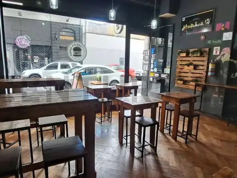 VENTA LOCAL COMERCIAL, CON DEPOSITO, EN MICROCENTRO