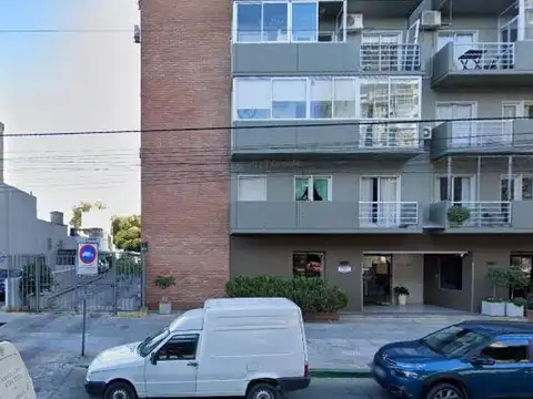 Avenida Maipú e/ Italia y Presidente Hipólito Yrigoyen