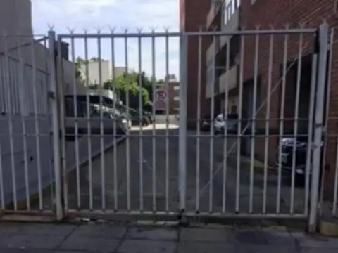 Avenida Maipú e/ Italia y Presidente Hipólito Yrigoyen