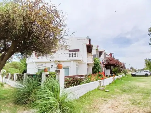 VENTA PH 2 AMBIENTES FRENTE EN LAGUNA MAR CHIQUITA