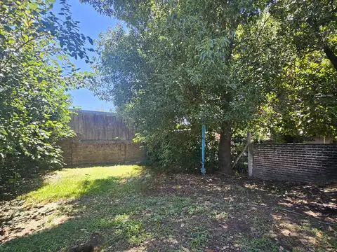 Casa 3 ambientes con 1 baño