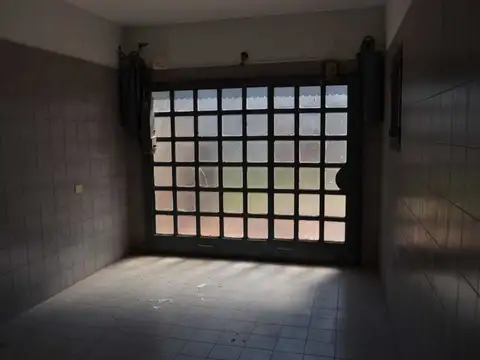 Casa en Venta en El Palomar, USD 240.000