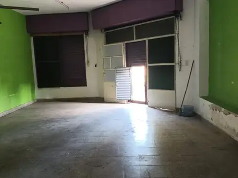 Local en Alquiler en Rafael Castillo, $ 700.000