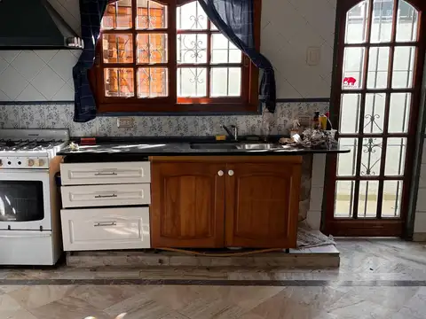 Depto Tipo Casa en Venta con 1 cocheras