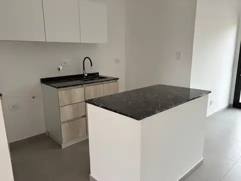 Departamento en Alquiler con 1 cocheras