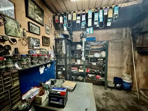 Galpon en Venta 10  mts Frente