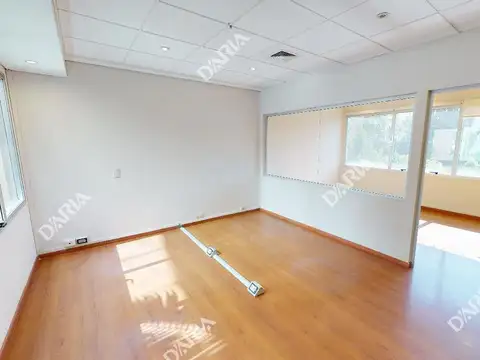 Oficina en Alquiler al Este