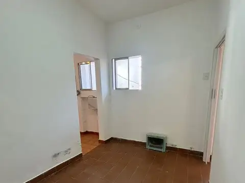 Depto Tipo Casa en Venta 50 años