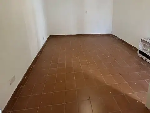Depto Tipo Casa 3 ambientes con 1 baño