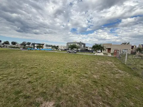 Terreno en Venta de 609,0 m2