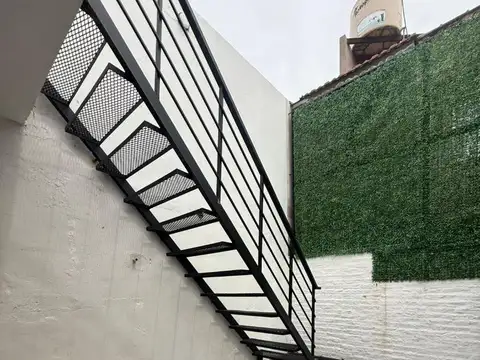 Mataderos: Venta Ph 2 Ambientes Reciclado A Nuevo