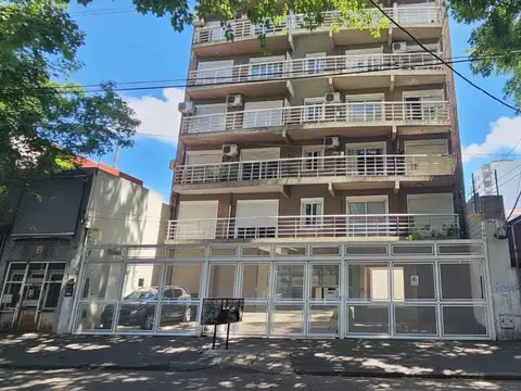 S. MARTÍN CTRO SEMIPISO 3 AMB. C/GG, BALCÓN Y BAULERA