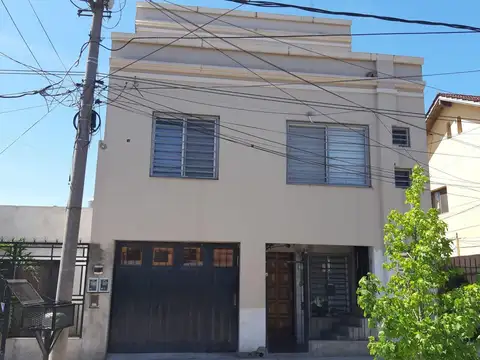 Venta PH tipo casa Villa Ballester