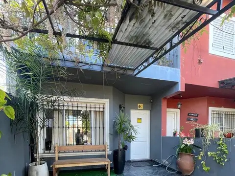 Depto Tipo Casa en Venta de 3 dormitorios