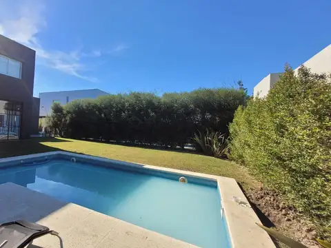 Casa en Alquiler Temporal de 3 dormitorios