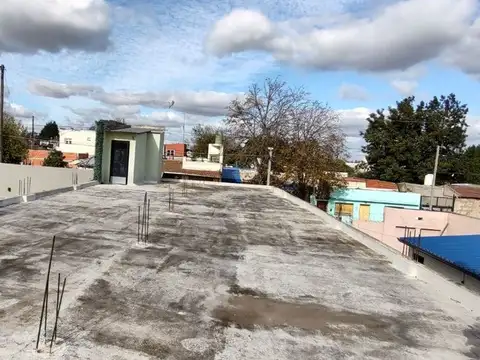 Galpon en Venta en Bernal Oeste, USD 73.000