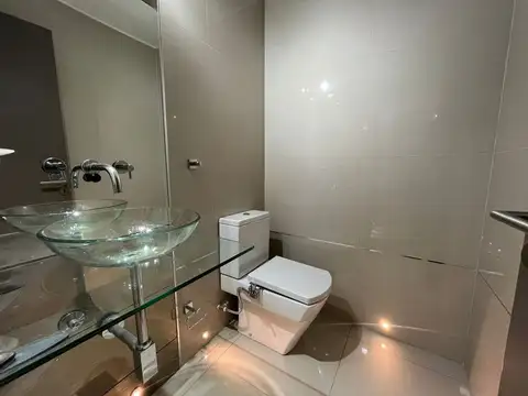 Oficina en Venta con 1 cochera