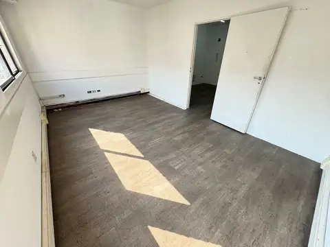 Oficina en Venta al Norte