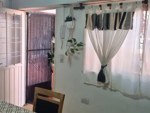 Depto Tipo Casa en Venta en Sarandi, USD 40.000