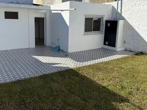 Depto Tipo Casa en Venta en Echesortu, USD 65.000