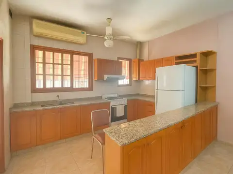 Casa en venta 3 dormitorios c/cochera y patio