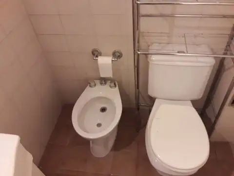 Depto Tipo Casa en Venta 50 años