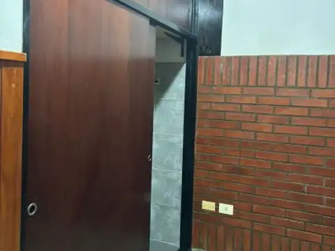 Depto Tipo Casa en Alquiler de 1 dormitorio
