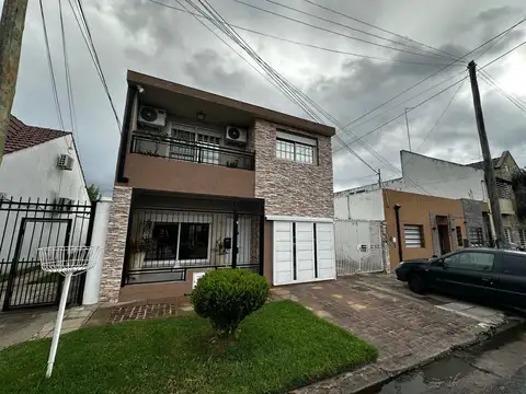 Depto Tipo Casa en Venta de 4 ambientes