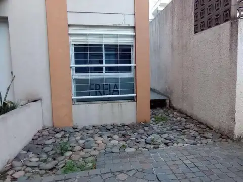 Departamento en Alquiler en Moron, $ 360.000