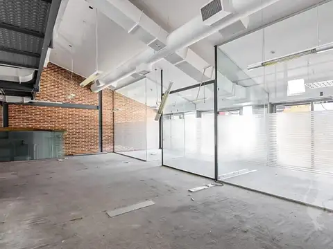 AV ALICIA MOREAU DE JUSTO 1700