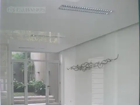 Oficina en Venta en Olivos, USD 550.000