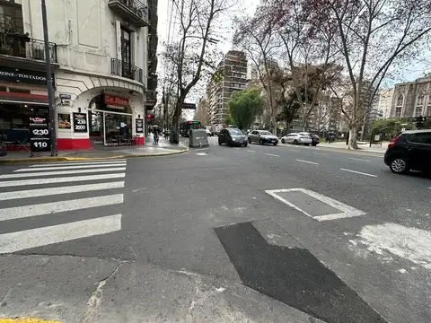 Local en Venta 80 años