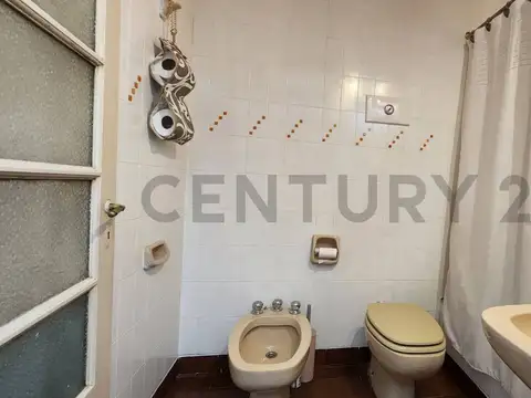 Venta de PH 3 ambientes en Flores