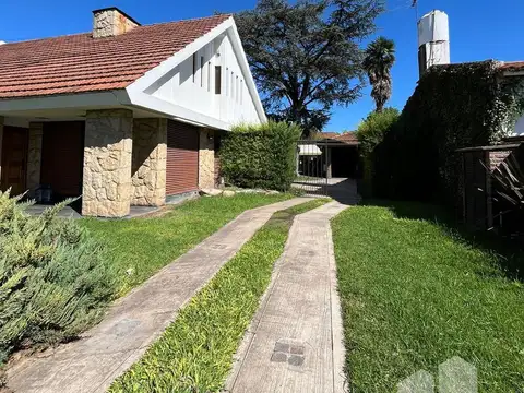 Casa en Venta en Ituzaingo, USD 249.500